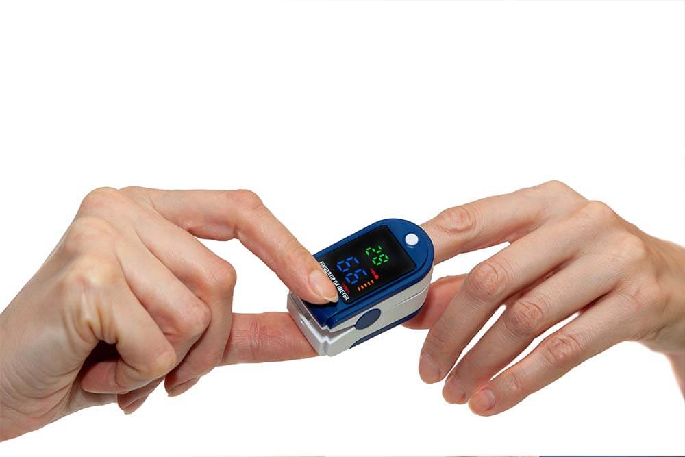 Pulsni oksimetar za prst 